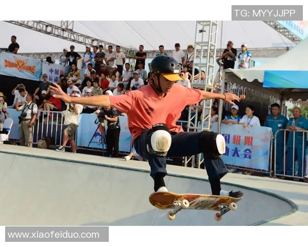 南京极限运动队滑板精英赛逆袭之旅展现青春激情与团队精神