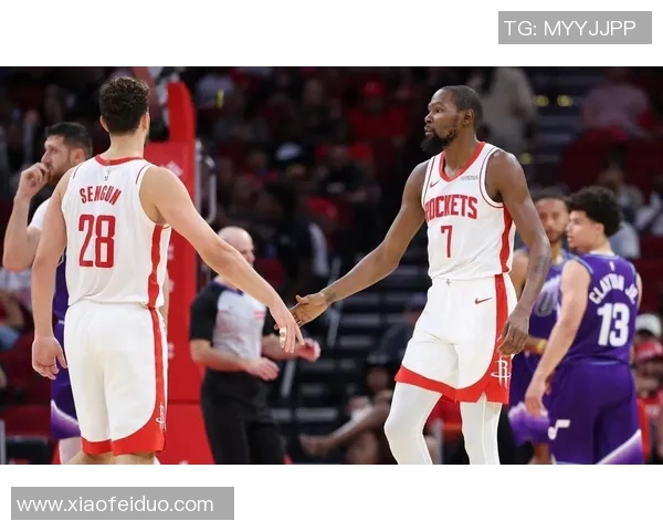 正直播火箭与雷霆激战正酣全场精彩瞬间不容错过