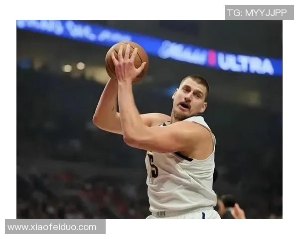 约基奇再创历史三双纪录掘金成功锁定西部第一宝座