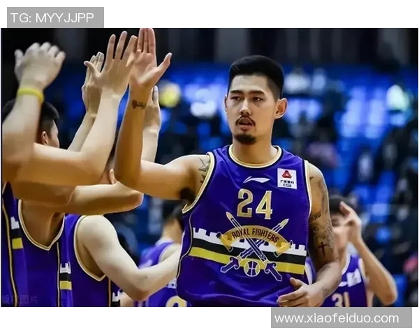 韩德君的篮球之路：从青涩少年到CBA传奇的成长历程与荣耀时刻