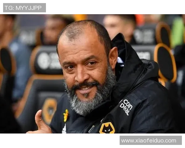 鹿斯巴达与阿贾青年激战正酣谁能在这场对决中笑到最后