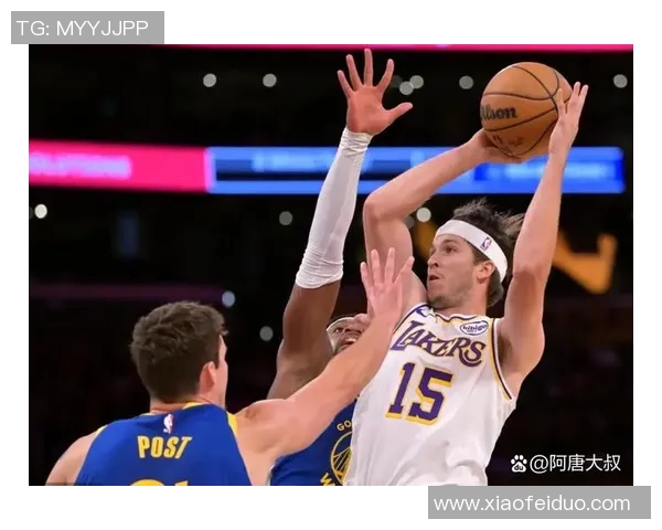 2016年湖人与勇士季前赛精彩对决回顾与分析 2016年湖人与勇士季前赛精彩对决回顾与分析