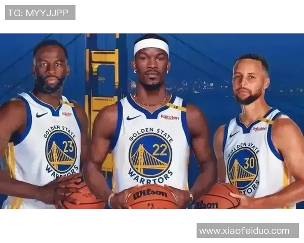 2017年勇士与活塞精彩对决回顾赛场瞬间与球员表现分析